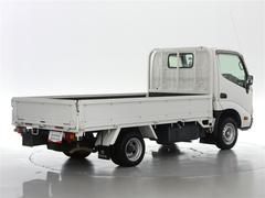 �轵��������������ȤʤäƤ���ޤ��������򶴤���ݥ᡼��β����ˤ����֤�ĺ����礬�������ޤ��Τǡ���λ���������� 6