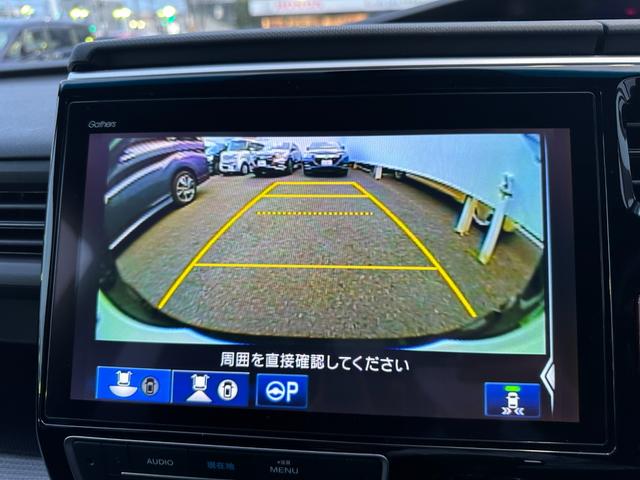 ステップワゴンスパーダ スパーダ　ホンダセンシング　Ｈｏｎｄａ　ＳＥＮＳＩＮＧ　ＳＰＡＤＡ専用エクステリア　コンフォートビューパッケージ　コンビニフック付シートバックテーブル　ロールサンシェード　ＬＥＤヘッドライト（4枚目）