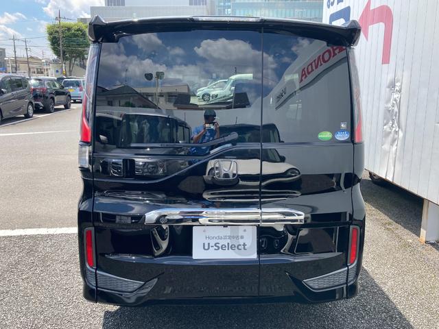 ステップワゴンスパーダ スパーダホンダセンシング　盗難防止　助手席エアバッグ　Ｗパワスラ　記録簿有　地デジ　サイドエアバッグ　ＬＥＤライト　横滑り防止システム　オートエアコン　リアカメラ　ＵＳＢ　ナビ＆ＴＶ　三列シート（26枚目）