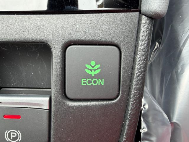 フィット RS 当社デモカー USBポート コーナーセンサー イモビライザー 地デジフルセグ リアカメラ LEDヘッドライト アイドリングストップ エアコン ETC車載器 キーレス スマートキー 横滑防止装置 ABS(14枚目)