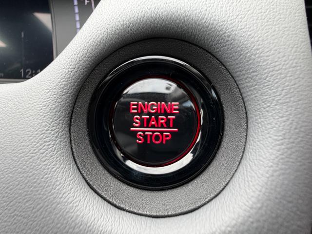 フィット RS 当社デモカー USBポート コーナーセンサー イモビライザー 地デジフルセグ リアカメラ LEDヘッドライト アイドリングストップ エアコン ETC車載器 キーレス スマートキー 横滑防止装置 ABS(18枚目)