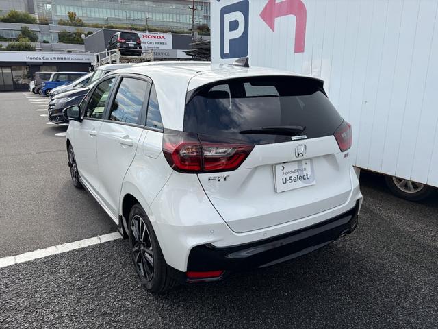 フィット RS 当社デモカー USBポート コーナーセンサー イモビライザー 地デジフルセグ リアカメラ LEDヘッドライト アイドリングストップ エアコン ETC車載器 キーレス スマートキー 横滑防止装置 ABS(23枚目)