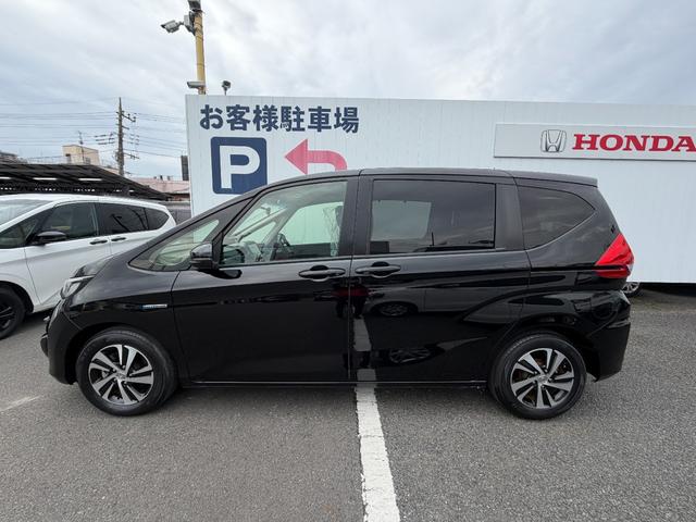 フリードハイブリッド ハイブリッド・EX 地デジフルセグTV シ-トヒ-タ- 整備記録簿 USB接続 リヤカメラ LEDライト フルオートエアコン ABS ドラレコ付 DVD再生可 ウォークスルー サイドエアバッグ(19枚目)