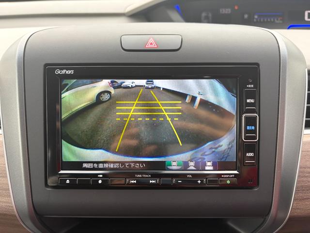 フリード Ｇ・ホンダセンシング　Ｆセグ　追突被害軽減ブレーキ　ｉストップ　Ｗエアバッグ　パワーウィンドウ　ベンチシート　アクティブクルーズコントロール　スマートキ　カーテンエアバッグ　カラーバックモニター（4枚目）