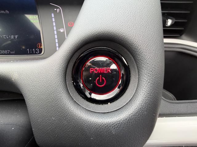 フィット e:HEVホーム 当社デモカー 前後誤発進抑制機能 クリソナ 助手席エアバッグ 運転席エアバッグ LEDライト USB接続 バックカメラ ABS サイドエアバッグ オートクルーズコントロール フルセグTV スマートキー(19枚目)