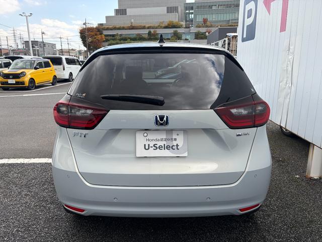 フィット e:HEVホーム 当社デモカー 前後誤発進抑制機能 クリソナ 助手席エアバッグ 運転席エアバッグ LEDライト USB接続 バックカメラ ABS サイドエアバッグ オートクルーズコントロール フルセグTV スマートキー(23枚目)