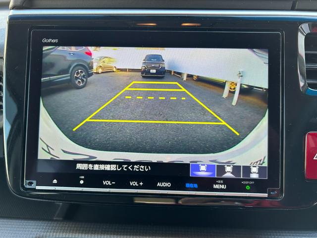 ステップワゴンスパーダ スパーダホンダセンシング　盗難防止　助手席エアバッグ　Ｗパワスラ　記録簿有　地デジ　サイドエアバッグ　ＬＥＤライト　横滑り防止システム　オートエアコン　リアカメラ　ドライブレコーダー装着車　ＵＳＢ（5枚目）