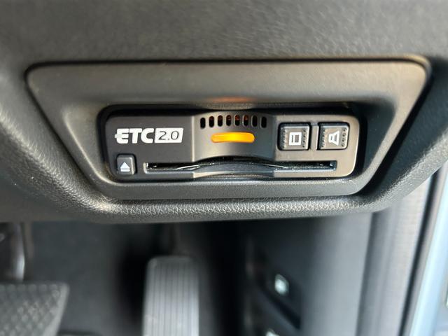 ステップワゴンスパーダ スパーダホンダセンシング　盗難防止　助手席エアバッグ　Ｗパワスラ　記録簿有　地デジ　サイドエアバッグ　ＬＥＤライト　横滑り防止システム　オートエアコン　リアカメラ　ドライブレコーダー装着車　ＵＳＢ（14枚目）