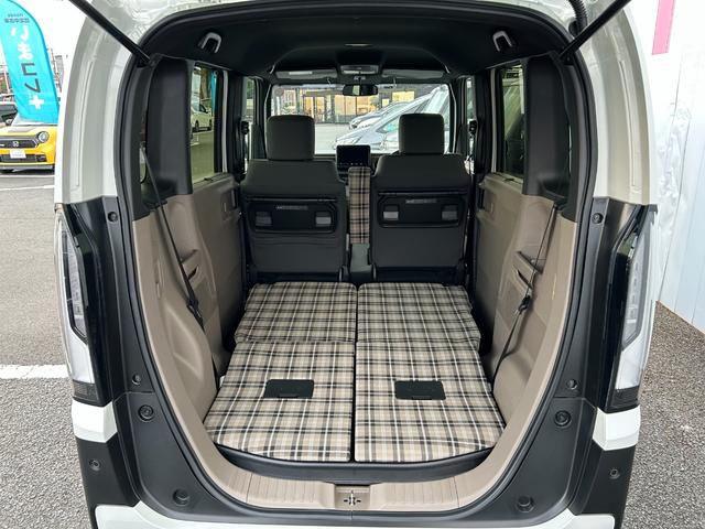 Ｎ－ＢＯＸジョイ ベースグレード　当社デモカー　踏み間違い防止装置　Ｂカメラ　横滑り防止機能　ＬＥＤランプ　点検記録簿　クルーズコントロール　パワーウィンドウ　前席シートヒーター　スマートキー　フルセグＴＶ　両側電動ドア　ベンチシート（11枚目）