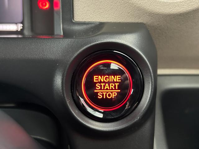 Ｎ－ＢＯＸジョイ ベースグレード　当社デモカー　踏み間違い防止装置　Ｂカメラ　横滑り防止機能　ＬＥＤランプ　点検記録簿　クルーズコントロール　パワーウィンドウ　前席シートヒーター　スマートキー　フルセグＴＶ　両側電動ドア　ベンチシート（20枚目）