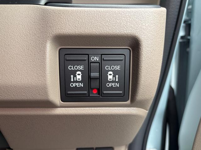 N-BOXジョイ ターボ 当社デモカー 整備記録簿 LEDヘッド オートエアコン バックカメラ 両側電動ドア クリアランスソナー パワーウィンドウ キーフリー シートヒーター フルセグ スマートキー DVD VSA ABS(18枚目)