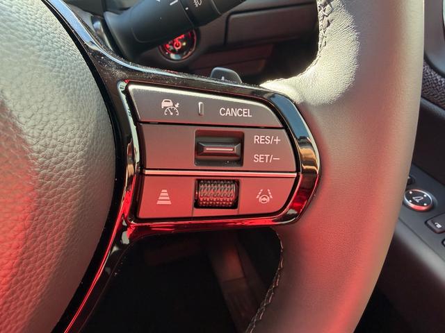 ステップワゴン e:HEVエアー 前後誤発進抑制 パワーステアリング 両側Pスライドドア 助手席エアバッグ USB接続 サイドカーテンエアバック パーキングセンサー LEDヘッドランプ クルコン エアコン ABS(7枚目)