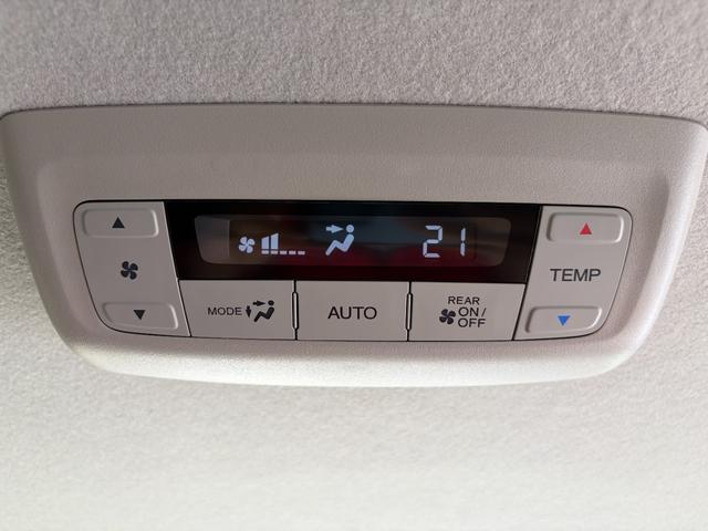 ステップワゴン e:HEVエアー 前後誤発進抑制 パワーステアリング 両側Pスライドドア 助手席エアバッグ USB接続 サイドカーテンエアバック パーキングセンサー LEDヘッドランプ クルコン エアコン ABS(14枚目)