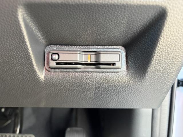 ステップワゴン e:HEVエアー 前後誤発進抑制 パワーステアリング 両側Pスライドドア 助手席エアバッグ USB接続 サイドカーテンエアバック パーキングセンサー LEDヘッドランプ クルコン エアコン ABS(18枚目)