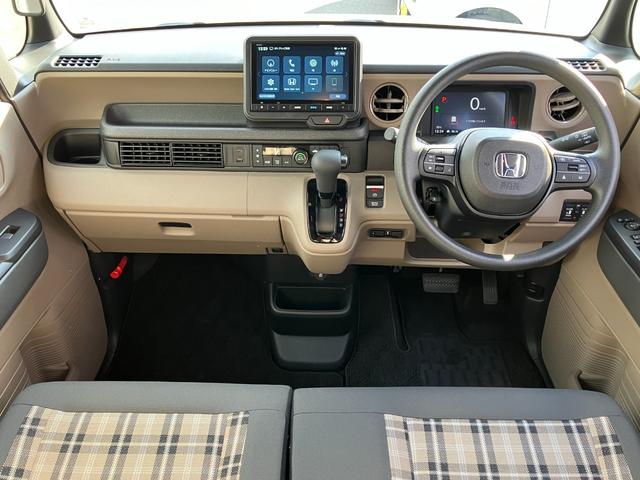 N-BOXジョイ ベースグレード 踏み間違い防止装置 Bカメラ 横滑り防止機能 LEDランプ 点検記録簿 クルーズコントロール パワーウィンドウ 前席シートヒーター スマートキー ドライブレコーダー フルセグTV(6枚目)