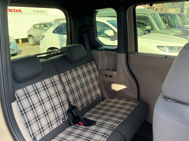 N-BOXジョイ ベースグレード 踏み間違い防止装置 Bカメラ 横滑り防止機能 LEDランプ 点検記録簿 クルーズコントロール パワーウィンドウ 前席シートヒーター スマートキー ドライブレコーダー フルセグTV(10枚目)