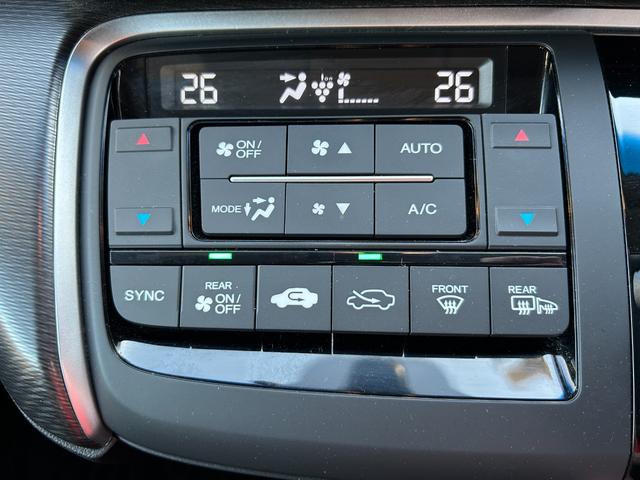 ステップワゴンスパーダ ｅ：ＨＥＶスパーダＧホンダセンシング　ウォークスルー　ＬＥＤライト　ドライブレコーダ　セキュリティアラーム　カーテンエアバック　横滑り防止装置　クルーズコントロール　Ｂカメラ　ＵＳＢ接続　フルセグ（15枚目）