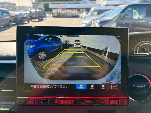 Ｎ－ＢＯＸカスタム Ｌターボ　地デジチューナー　衝突軽減ブレーキサポート　アイドリングＳ　ターボエンジン　ＰＳ　カーテンエアバック　シートヒータ　エアバック　スマートキープッシュスタート　ＵＳＢ　ＡＡＣ　ＤＶＤ再生可（4枚目）