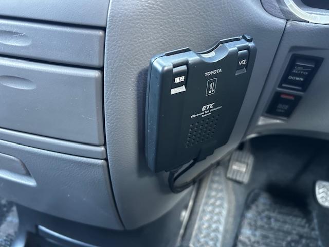 ヴォクシー Ｚ　煌ＩＩ　ナビ　バックカメラ　ＥＴＣ（19枚目）