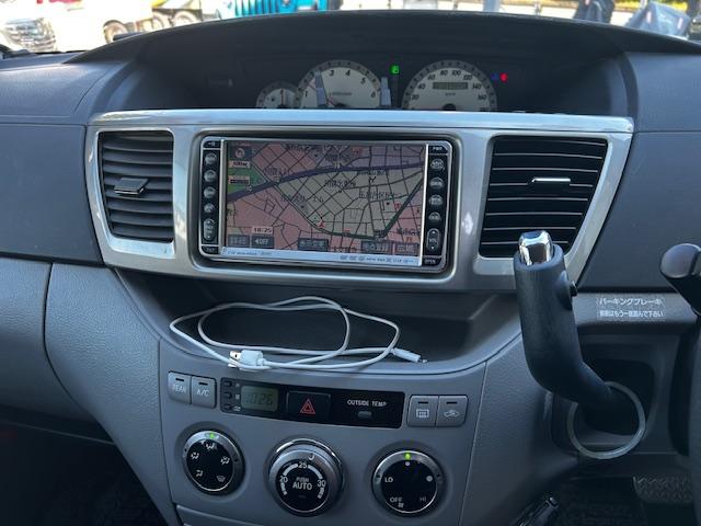 ヴォクシー Ｚ　煌ＩＩ　ナビ　バックカメラ　ＥＴＣ（20枚目）