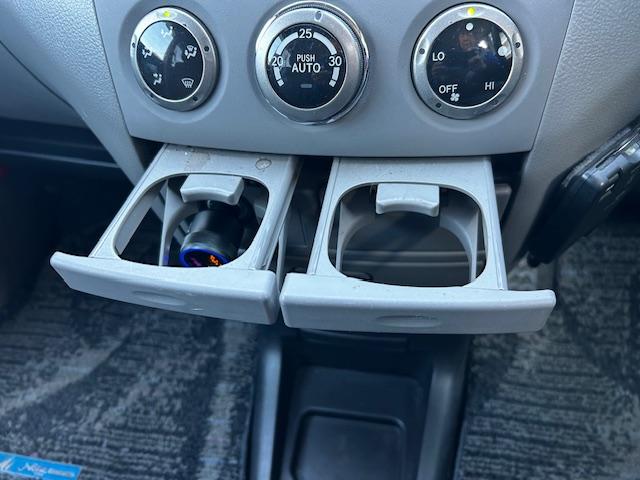 ヴォクシー Ｚ　煌ＩＩ　ナビ　バックカメラ　ＥＴＣ（22枚目）