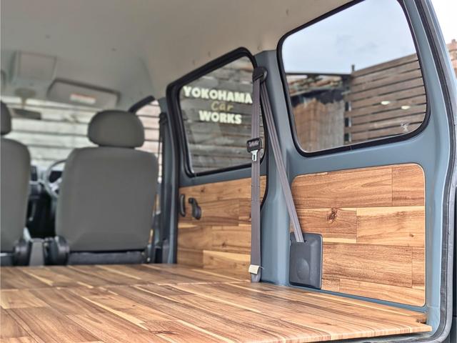 エブリイ ＰＣ　軽バンカスタム　車中泊　マットペイント　アウトドア仕様　キャンプ　釣り　サーフィン　アクティブスタイル　バンライフ　アウトドアカスタム　バンカスタム　フルフラット　キャンプバン　サーフトリップ（2枚目）