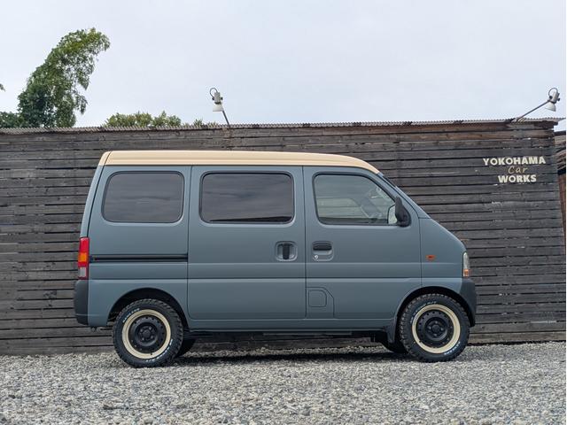 エブリイ ＰＣ　軽バンカスタム　車中泊　マットペイント　アウトドア仕様　キャンプ　釣り　サーフィン　アクティブスタイル　バンライフ　アウトドアカスタム　バンカスタム　フルフラット　キャンプバン　サーフトリップ（3枚目）