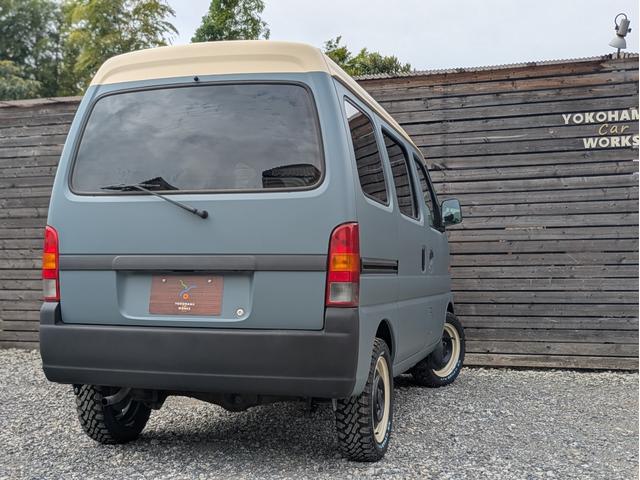 エブリイ ＰＣ　軽バンカスタム　車中泊　マットペイント　アウトドア仕様　キャンプ　釣り　サーフィン　アクティブスタイル　バンライフ　アウトドアカスタム　バンカスタム　フルフラット　キャンプバン　サーフトリップ（5枚目）