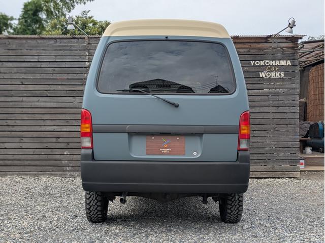 エブリイ ＰＣ　軽バンカスタム　車中泊　マットペイント　アウトドア仕様　キャンプ　釣り　サーフィン　アクティブスタイル　バンライフ　アウトドアカスタム　バンカスタム　フルフラット　キャンプバン　サーフトリップ（7枚目）