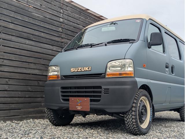 エブリイ ＰＣ　軽バンカスタム　車中泊　マットペイント　アウトドア仕様　キャンプ　釣り　サーフィン　アクティブスタイル　バンライフ　アウトドアカスタム　バンカスタム　フルフラット　キャンプバン　サーフトリップ（11枚目）