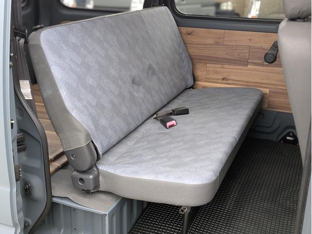 エブリイ ＰＣ　軽バンカスタム　車中泊　マットペイント　アウトドア仕様　キャンプ　釣り　サーフィン　アクティブスタイル　バンライフ　アウトドアカスタム　バンカスタム　フルフラット　キャンプバン　サーフトリップ（35枚目）
