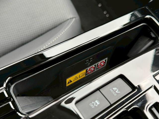 プリウス Z シートH&ベンチレーション パノラミックビューM 純正ナビ BSM TSS 純正19インチAW LEDヘッドライト デジタルインナーミラー ETC2.0 レーダークルコン AppleCarPlay(30枚目)