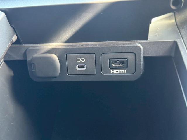 アルファード Ｚ　モデリスタフルエアロ　ムーンＲ　モデリスタマフラー　全方位Ｍ　両側電動スライドドア　ＡｐｐｌｅＣａｒＰｌａｙ　シートＨ＆シートＶ　ステアリングＨ　ＤＩミラー　リアフィルム　スペアタイヤ　ＥＴＣ２．０（17枚目）