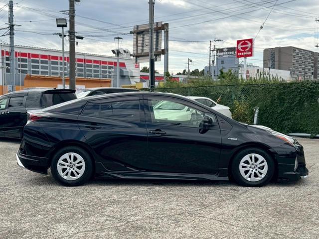 プリウス Ｓ　トヨタセーフティーセンス　バックガイドモニター　Ｂｌｕｅｔｏｏｔｈ接続　ＬＥＤヘッドライト　オートクルーズコントロール　ハンズフリー　オートマチックハイビーム　プッシュスタート　フルセグナビ　ＥＴＣ（20枚目）