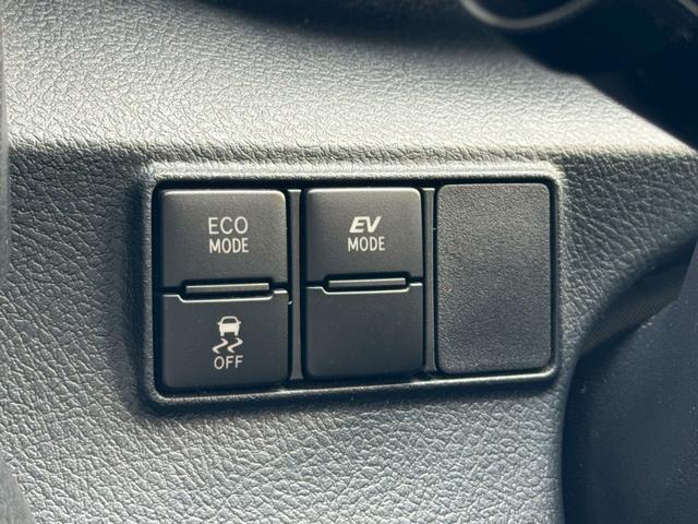 シエンタ 後期型 両側Pスライドドア 雹害 トヨタセーフティセンス 社外15インチAW レーンキープアシスト クルーズコントロール タイプC給電 プッシュスタート オートレベリング機能付きLEDヘッドライト(13枚目)