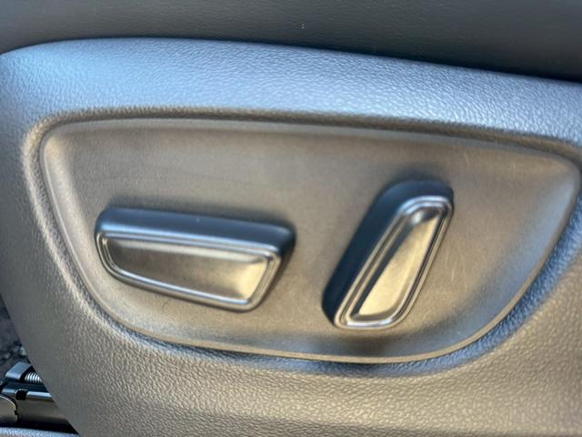 アルファードハイブリッド Ｚ　ワンオーナー　両側Ｐスラ　ムーンルーフ　革シート　ＴＳＳ　ＢＳＭ　パノラミックビューＭ　シートＨ＆ベンチレーション　デジタルインナーＭ　前後ドラレコ　３眼ＬＥＤヘッドランプ　電動ロールサンシェード（28枚目）