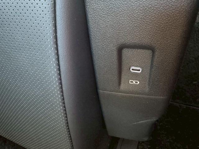 アルファードハイブリッド Ｚ　ワンオーナー　両側Ｐスラ　ムーンルーフ　革シート　ＴＳＳ　ＢＳＭ　パノラミックビューＭ　シートＨ＆ベンチレーション　デジタルインナーＭ　前後ドラレコ　３眼ＬＥＤヘッドランプ　電動ロールサンシェード（37枚目）