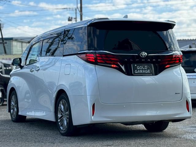 アルファードハイブリッド Ｚ　ワンオーナー　両側Ｐスラ　ムーンルーフ　革シート　ＴＳＳ　ＢＳＭ　パノラミックビューＭ　シートＨ＆ベンチレーション　デジタルインナーＭ　前後ドラレコ　３眼ＬＥＤヘッドランプ　電動ロールサンシェード（43枚目）