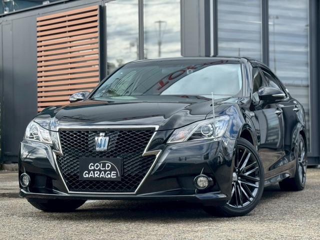 クラウンハイブリッド 　コーナーポール　ドライブレコーダー　シートヒーター　Ｐシート　フルセグＴＶ　純正１８インチアルミホイール　純正ナビ　Ｂカメラ　Ｂｌｕｅｔｏｏｔｈ接続　ＵＳＢ接続　ビルトインＥＴＣ　イージークローザー（2枚目）