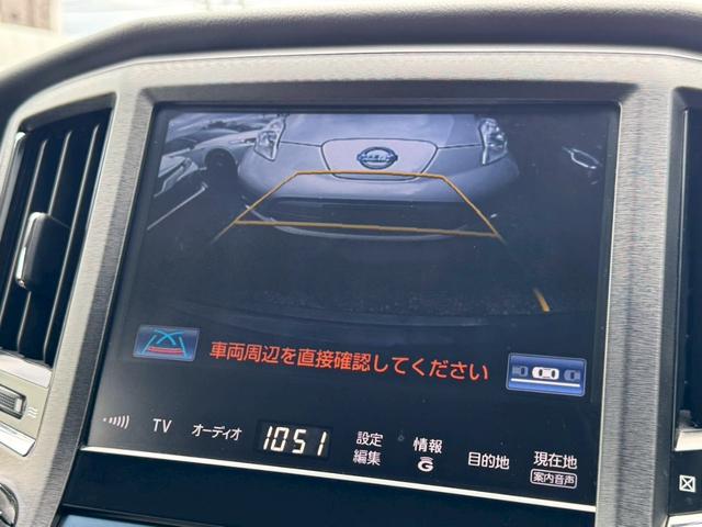 クラウンハイブリッド 　コーナーポール　ドライブレコーダー　シートヒーター　Ｐシート　フルセグＴＶ　純正１８インチアルミホイール　純正ナビ　Ｂカメラ　Ｂｌｕｅｔｏｏｔｈ接続　ＵＳＢ接続　ビルトインＥＴＣ　イージークローザー（9枚目）