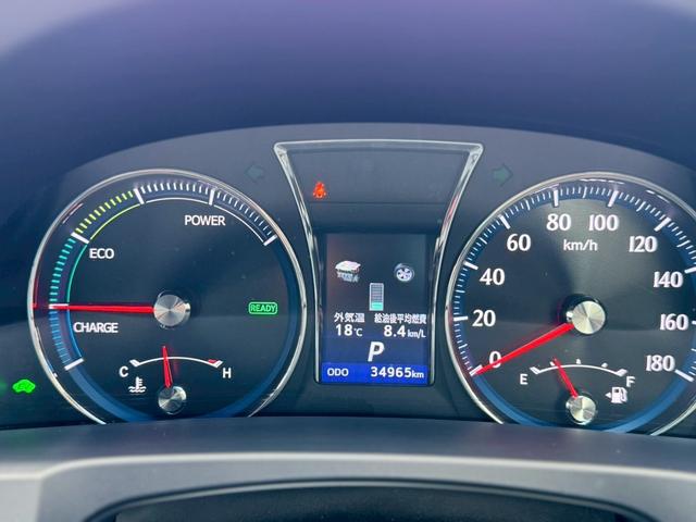 クラウンハイブリッド 　コーナーポール　ドライブレコーダー　シートヒーター　Ｐシート　フルセグＴＶ　純正１８インチアルミホイール　純正ナビ　Ｂカメラ　Ｂｌｕｅｔｏｏｔｈ接続　ＵＳＢ接続　ビルトインＥＴＣ　イージークローザー（38枚目）