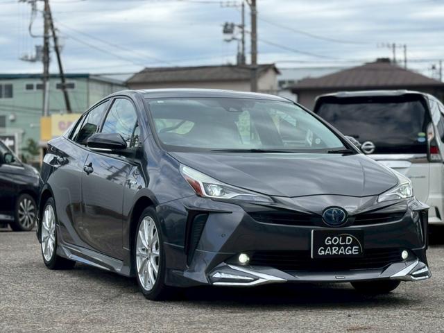 プリウス Ａ　モデリスタ（Ｆ・Ｓ・ＬＥＤデイライト）ＴＲＤ（Ｒ・ＲＳ・Ｆガーニッシュ・マフラー）デジタルインナーミラー　ＴＳＳ　ＢＳＭ　Ｐシート　純正９インチフルセグナビ　ＥＴＣ２．０　社外１７インチＡＷ　Ｃソナー（7枚目）