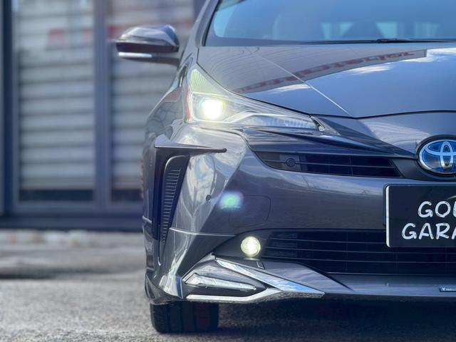 プリウス Ａ　モデリスタ（Ｆ・Ｓ・ＬＥＤデイライト）ＴＲＤ（Ｒ・ＲＳ・Ｆガーニッシュ・マフラー）デジタルインナーミラー　ＴＳＳ　ＢＳＭ　Ｐシート　純正９インチフルセグナビ　ＥＴＣ２．０　社外１７インチＡＷ　Ｃソナー（12枚目）