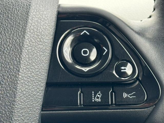 プリウス Ａ　モデリスタ（Ｆ・Ｓ・ＬＥＤデイライト）ＴＲＤ（Ｒ・ＲＳ・Ｆガーニッシュ・マフラー）デジタルインナーミラー　ＴＳＳ　ＢＳＭ　Ｐシート　純正９インチフルセグナビ　ＥＴＣ２．０　社外１７インチＡＷ　Ｃソナー（15枚目）