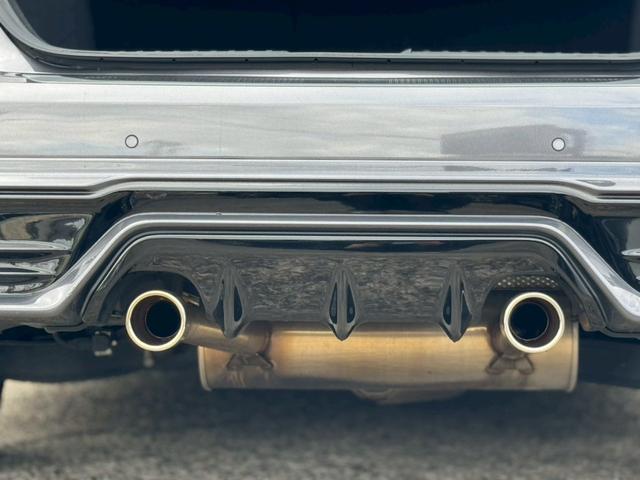 プリウス Ａ　モデリスタ（Ｆ・Ｓ・ＬＥＤデイライト）ＴＲＤ（Ｒ・ＲＳ・Ｆガーニッシュ・マフラー）デジタルインナーミラー　ＴＳＳ　ＢＳＭ　Ｐシート　純正９インチフルセグナビ　ＥＴＣ２．０　社外１７インチＡＷ　Ｃソナー（19枚目）