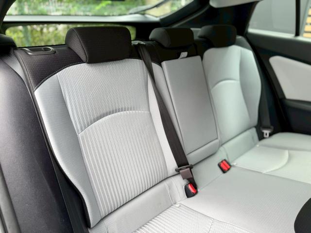 プリウス Ａ　モデリスタ（Ｆ・Ｓ・ＬＥＤデイライト）ＴＲＤ（Ｒ・ＲＳ・Ｆガーニッシュ・マフラー）デジタルインナーミラー　ＴＳＳ　ＢＳＭ　Ｐシート　純正９インチフルセグナビ　ＥＴＣ２．０　社外１７インチＡＷ　Ｃソナー（36枚目）