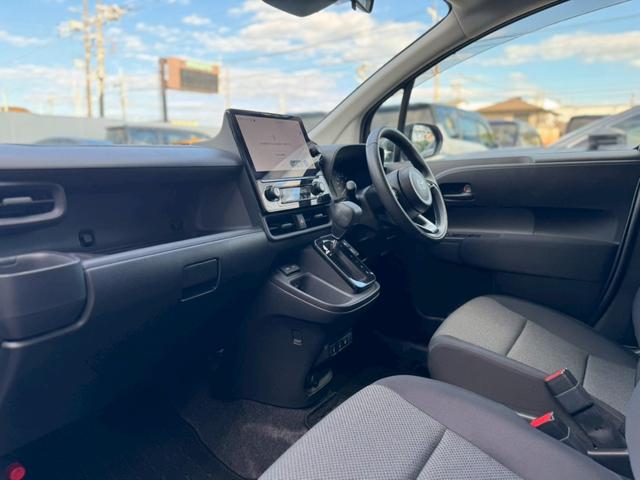 シエンタ ハイブリッドG 純正10.5インチナビ バックカメラ シートヒーター ステアリングヒーター 両側電動スライドドア BSM LEDヘッドライト アップルカープレイ フルセグTV ETC PCS クリアランスソナー(36枚目)