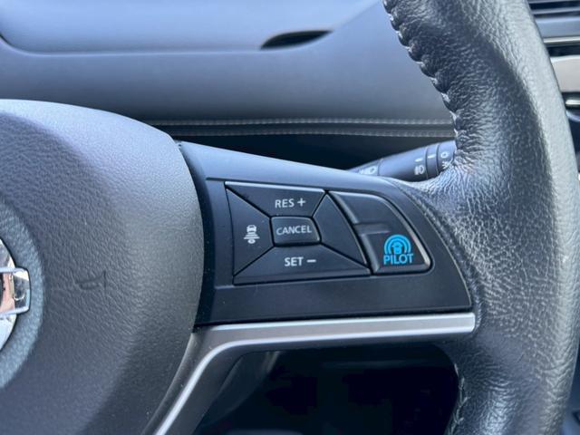 セレナ ハイウェイスター　プロパイロット　両側パワースライドドア　デジタルインナーミラー　アラウンドビューモニター　ＬＥＤヘッドライト＆フォグ　純正１６インチＡＷ　Ｂｌｕｅｔｏｏｔｈ接続　後席ロールサンシェード　バックモニター（10枚目）