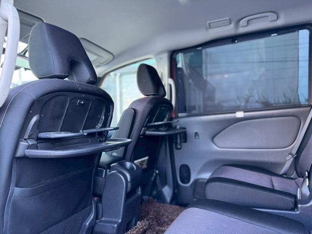 セレナ ハイウェイスター　プロパイロット　両側パワースライドドア　デジタルインナーミラー　アラウンドビューモニター　ＬＥＤヘッドライト＆フォグ　純正１６インチＡＷ　Ｂｌｕｅｔｏｏｔｈ接続　後席ロールサンシェード　バックモニター（42枚目）