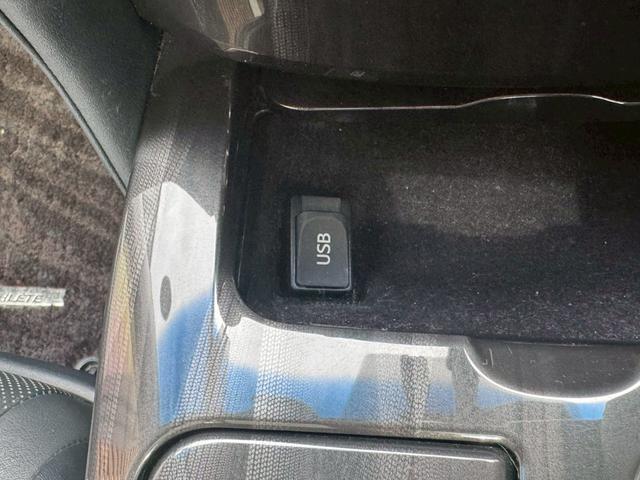 クラウンハイブリッド アスリートG サンルーフ 前後モデリスタエアロ J-uNit4本出しマフラー 純正ナビ パノラミックビューモニター 純正18インチAW メモリー機能パワーシート HIDヘッドライト&フォグ Bluetooth接続(26枚目)